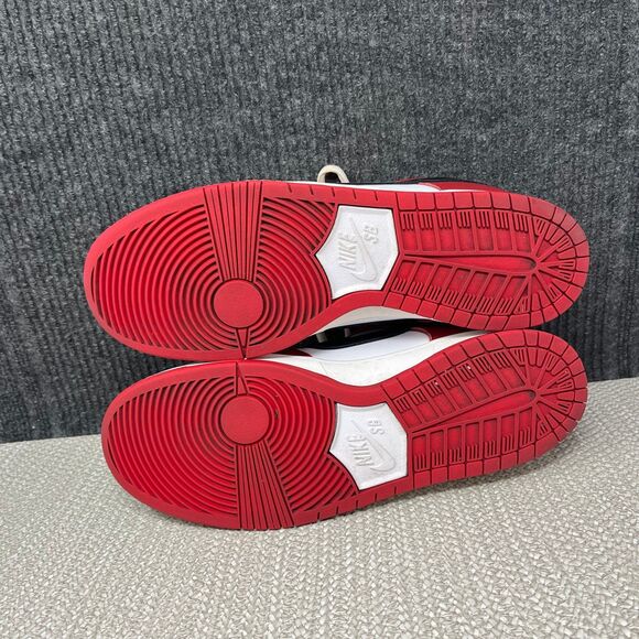Athletic_Shoes